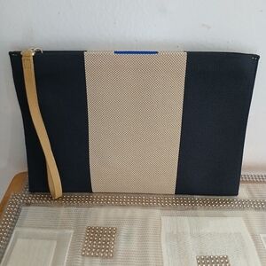 Rothy’s Wristlet Very Cute Dark Blue and Tan